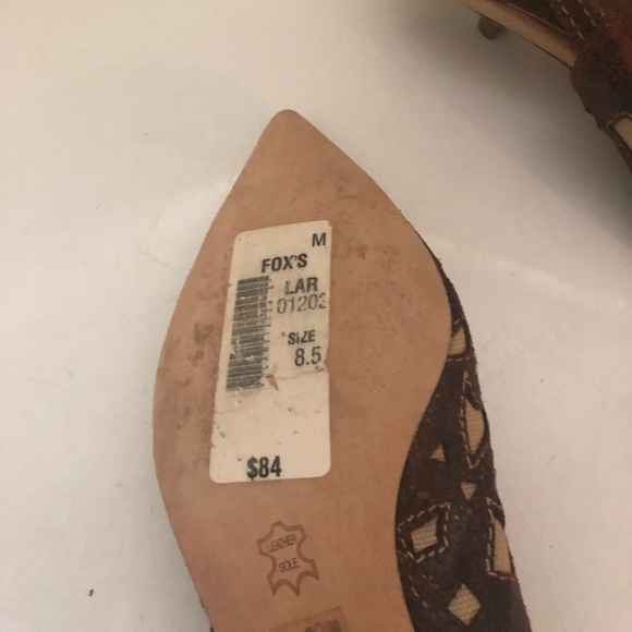 Unarsa NWT on leather sole - Picture 2 of 3